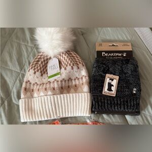 BearPaw boot toppers & Time & Tru beanie bundle w/ bonus gloves